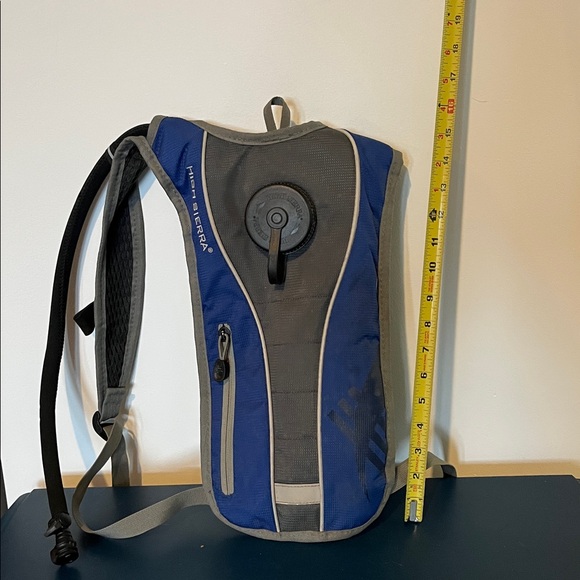 High Sierra Blue and Gray hydration Backpack - Picture 3 of 4